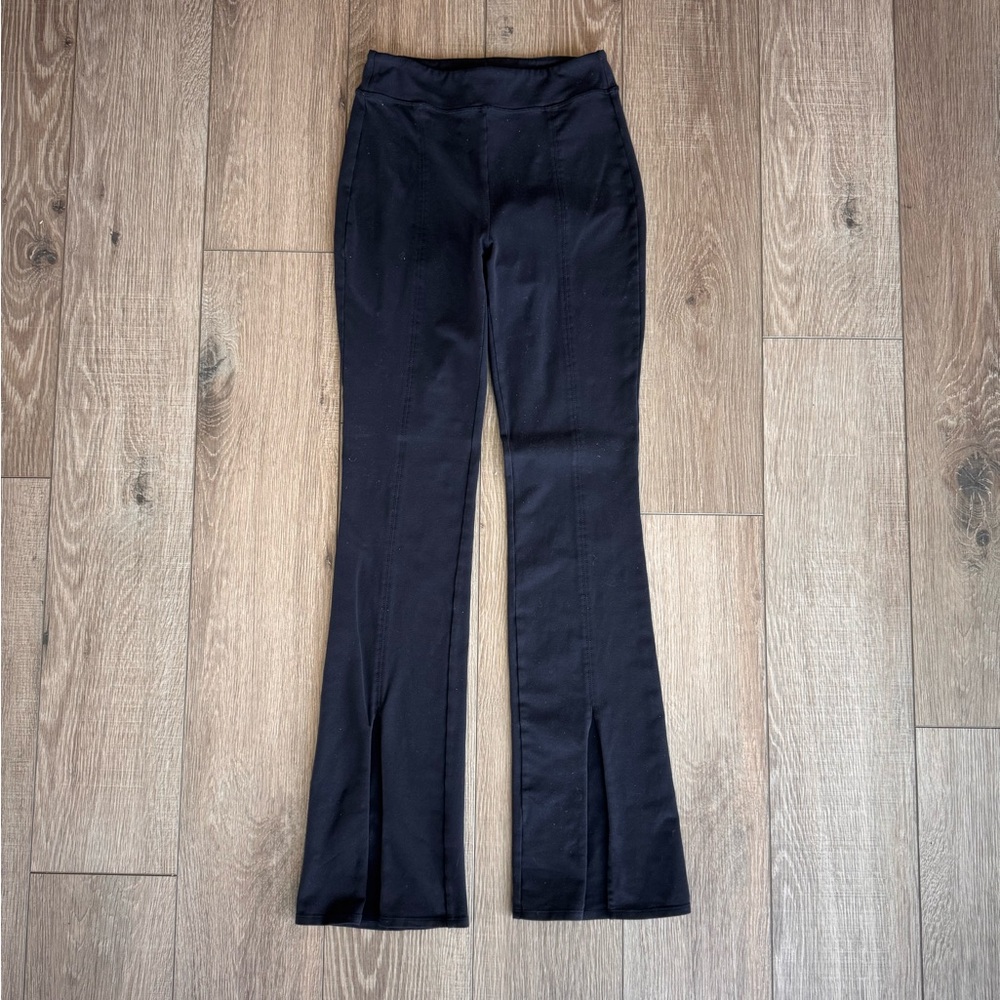 Alo Flutter Legging